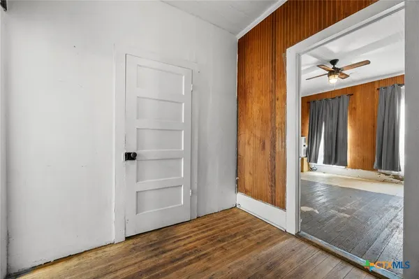 wooden floor in an empty room