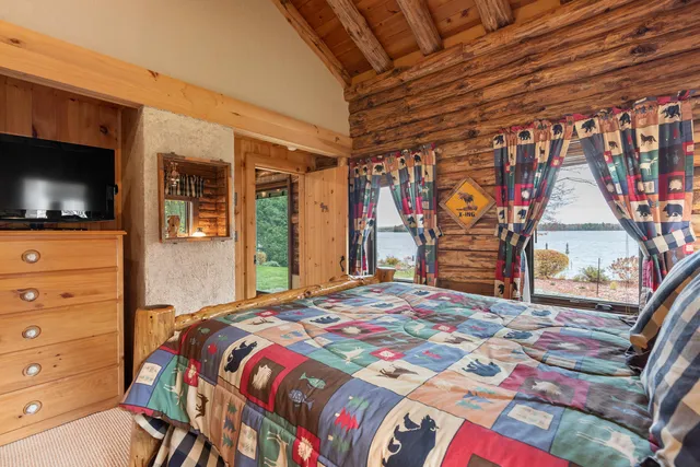 $1,595,000 | 11 Neal Lane, Monmouth, ME 04259