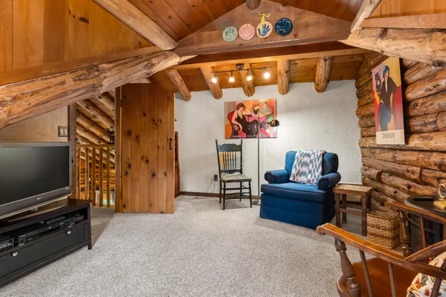 $1,595,000 | 11 Neal Lane, Monmouth, ME 04259