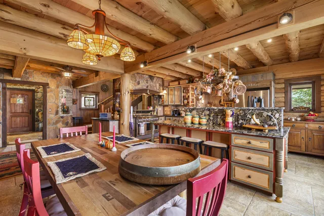 $1,595,000 | 11 Neal Lane, Monmouth, ME 04259