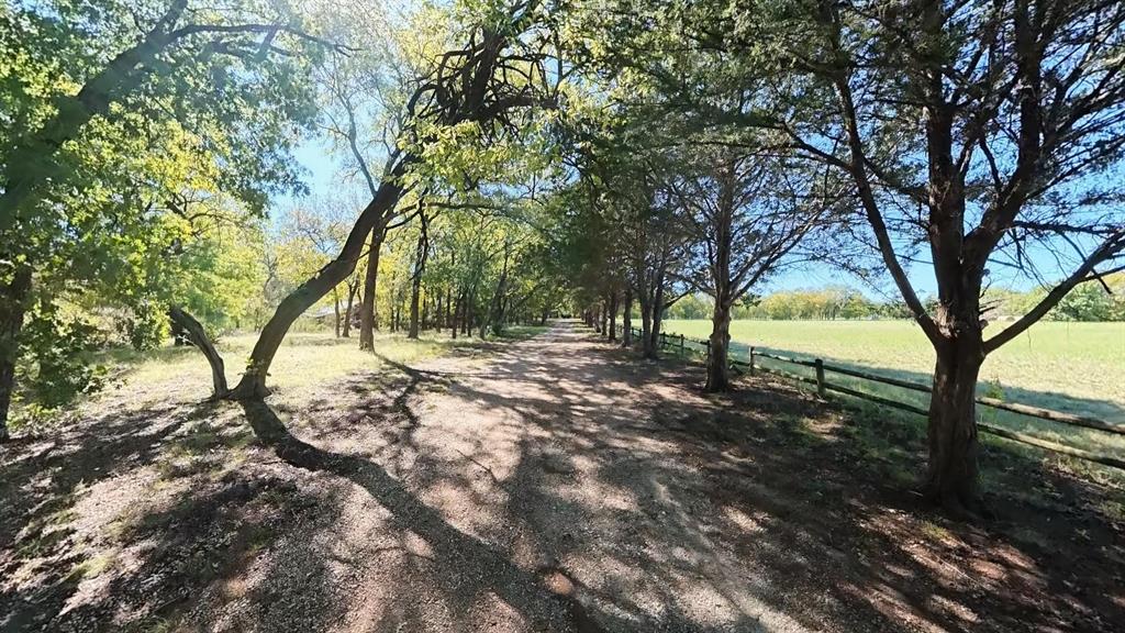 242 Oak Hill Road Van Alstyne, TX 75495 - Photo 4 of 10 Gallery Image 4
