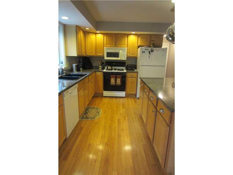 75 Roberts Hill Road Topsham, ME 04086 - Photo 3 of 35 Kitchen. Gleaming hardwood floors.