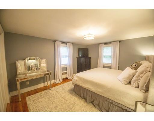 9 Wompatuck Road Walpole, MA 02081 - Photo 12 of 27 Gallery Image 12
