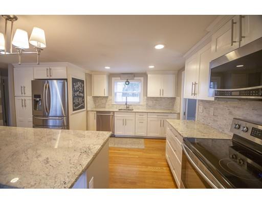 9 Wompatuck Road Walpole, MA 02081 - Photo 5 of 27 Gallery Image 5
