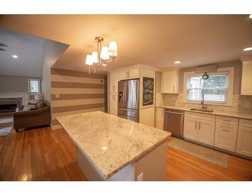9 Wompatuck Road Walpole, MA 02081 - Photo 9 of 27 Gallery Image 9
