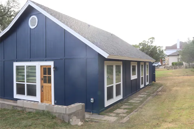 $2,200 | 10201 Longhorn Skyway, Dripping Springs, TX 78620