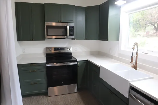 $2,200 | 10201 Longhorn Skyway, Dripping Springs, TX 78620