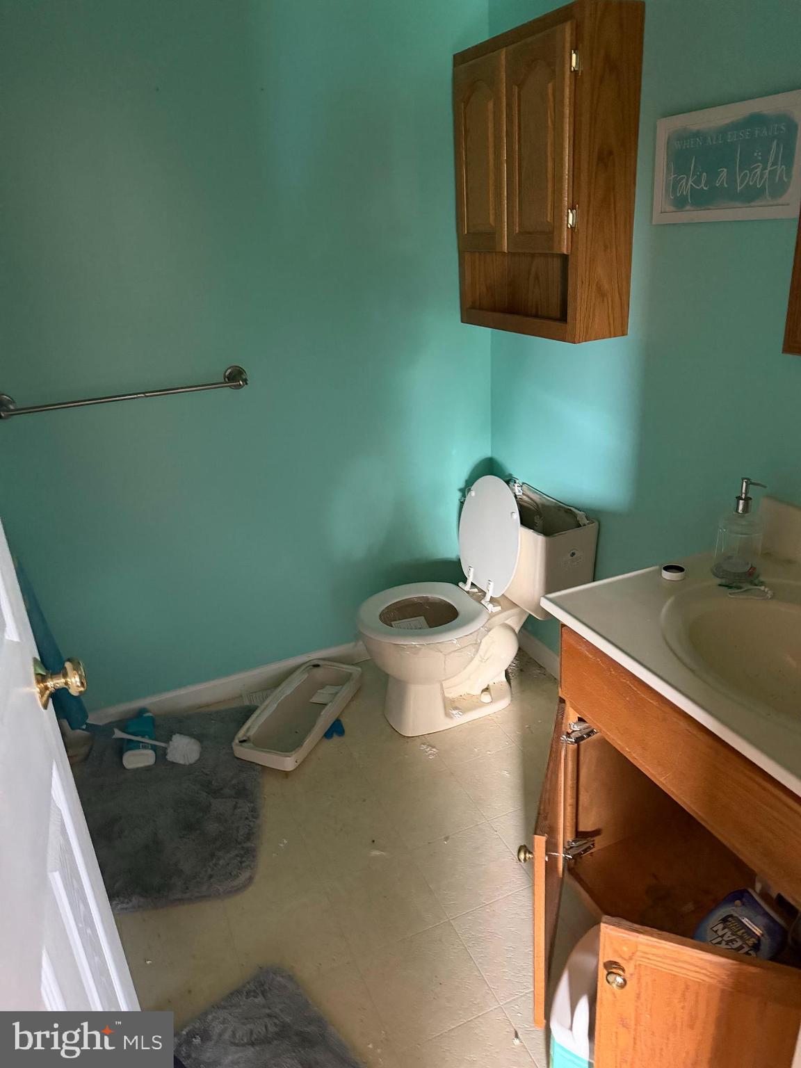 1665 Taylor Drive Hanover, PA 17331 - Photo 8 of 11