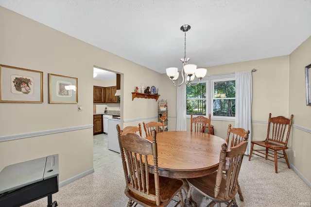 $329,900 | 929 Deepwood Court, Mishawaka, IN 46544