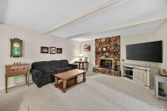 $329,900 | 929 Deepwood Court, Mishawaka, IN 46544