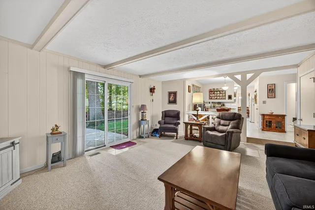 $329,900 | 929 Deepwood Court, Mishawaka, IN 46544