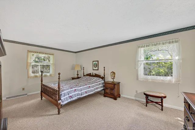 $329,900 | 929 Deepwood Court, Mishawaka, IN 46544