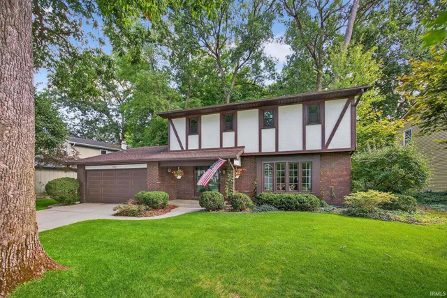 $329,900 | 929 Deepwood Court, Mishawaka, IN 46544