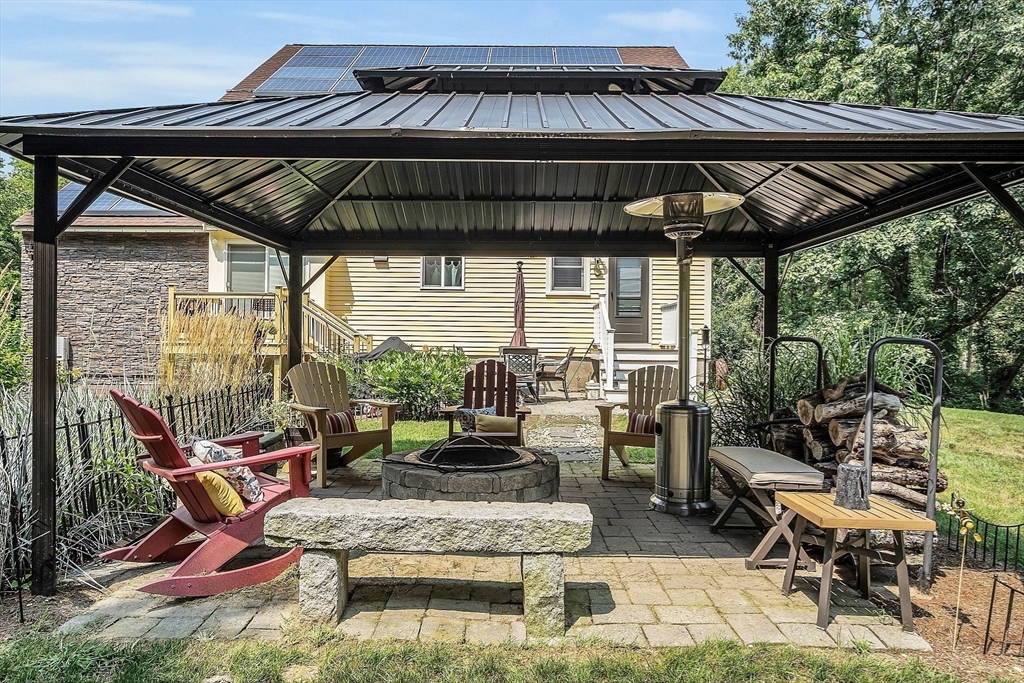 178 Warren Road Townsend, MA 01469 - Photo 3 of 40