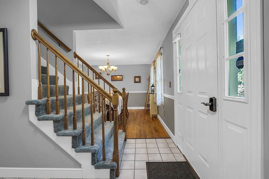 178 Warren Road Townsend, MA 01469 - Photo 9 of 40