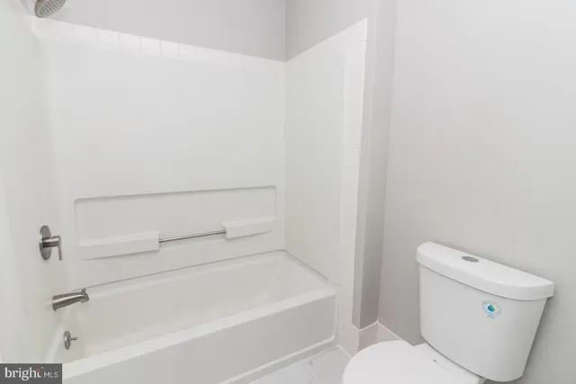 $229,000 | 1475 Mt Holly Road, Unit O9, Beverly, NJ 08010