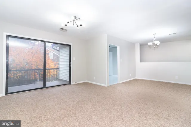 $229,000 | 1475 Mt Holly Road, Unit O9, Beverly, NJ 08010