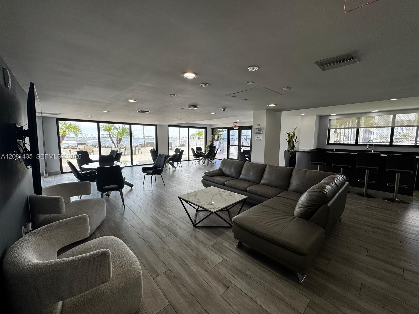 200 Southeast 15th Road, Unit 9I Miami, FL 33129 - Photo 48 of 57 Gallery Image 48
