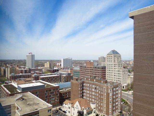 6301 North Sheridan Road, Unit 18C Chicago, IL 60660 - Photo 6 of 9