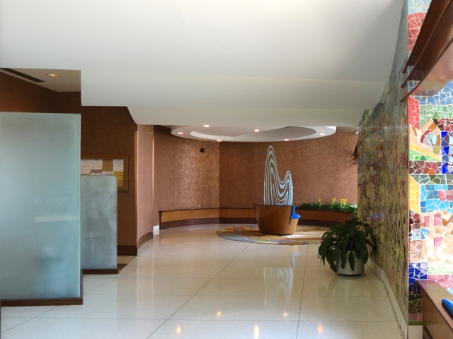 6301 North Sheridan Road, Unit 18C Chicago, IL 60660 - Photo 9 of 9