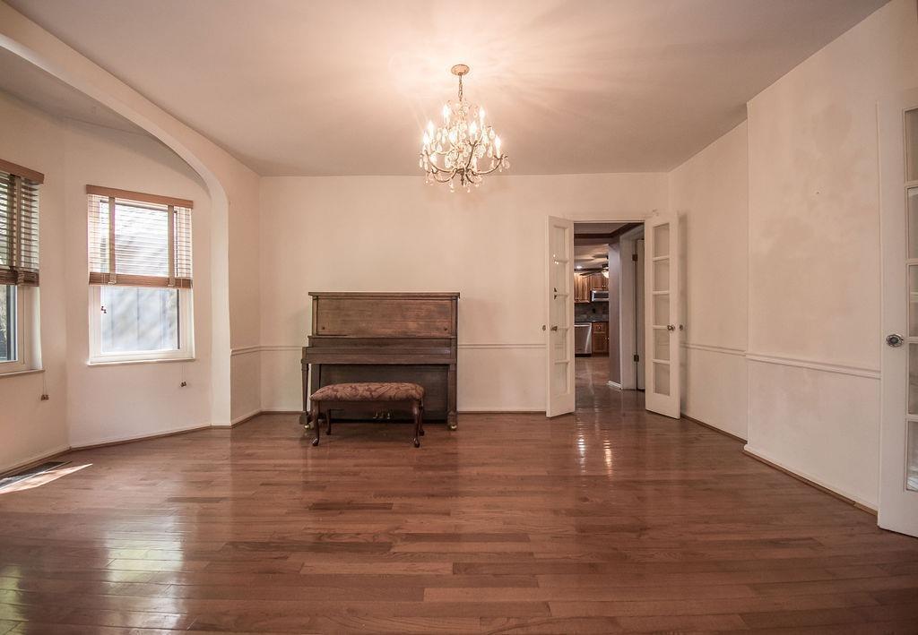 1518 Nagel Road Cincinnati, OH 45255 - Photo 9 of 42 Gallery Image 9