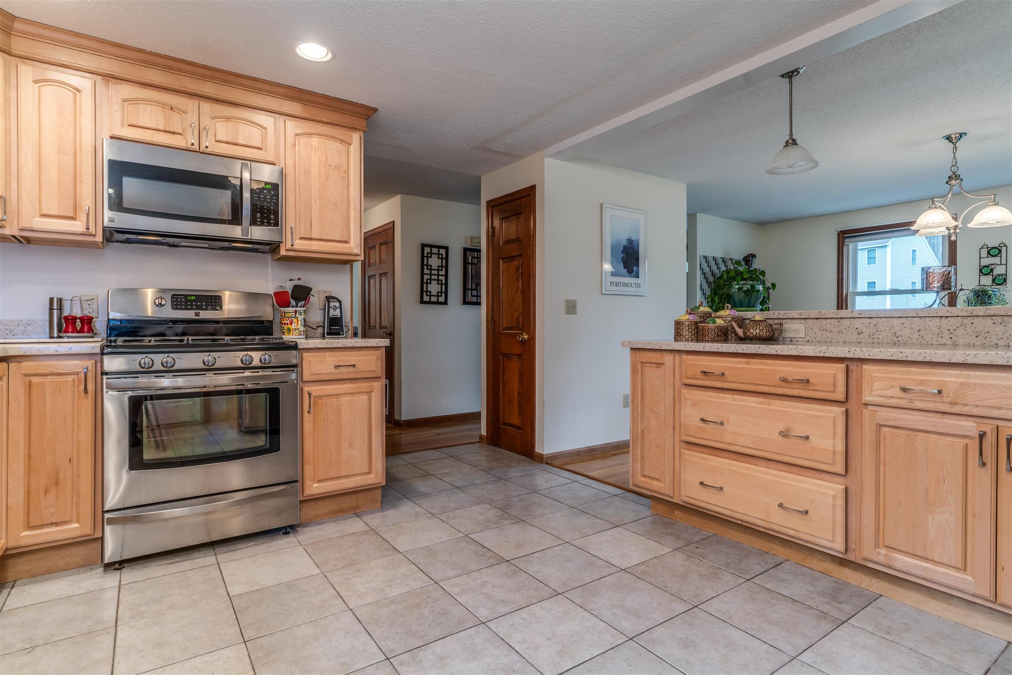 46 Ledgeview Drive Rochester, NH 03839 - Photo 7 of 23
