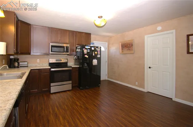 $208,000 | 302 4th Street, Fowler, CO 81039