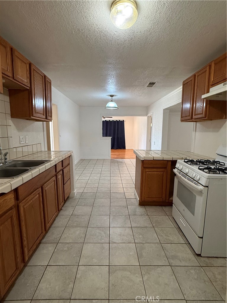 1020 West 24th Street Merced, CA 95340 - Photo 5 of 24 Kitchen view 2