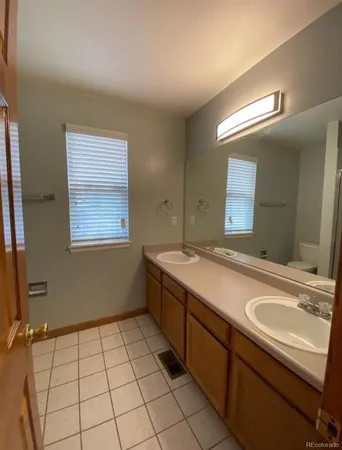 $2,990 | 10204 Woodrose Lane, Highlands Ranch, CO 80129