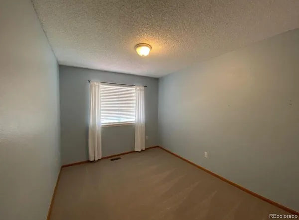 $2,990 | 10204 Woodrose Lane, Highlands Ranch, CO 80129