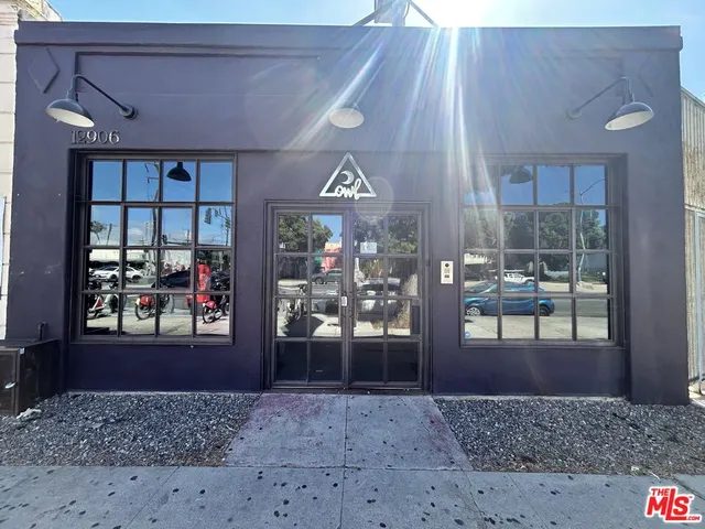 a view of a entryway front of a house