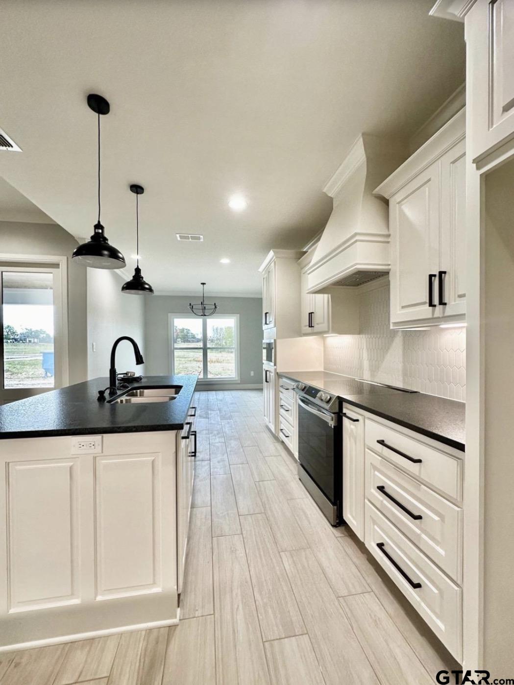 349 Brooks Jefferson, TX 75657 - Photo 19 of 41