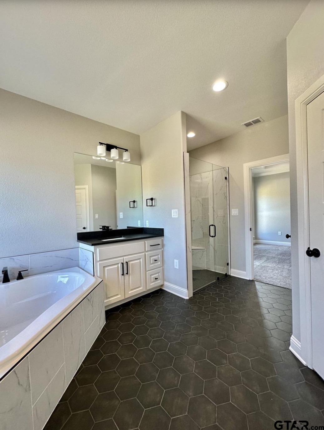 349 Brooks Jefferson, TX 75657 - Photo 29 of 41