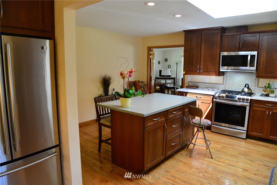 520 Peters Road Randle, WA 98377 - Photo 8 of 25 Gallery Image 8