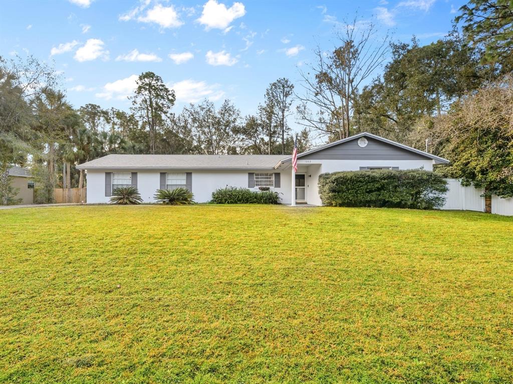 1002 Pine Tree Drive Eustis, FL 32726 - Photo 2 of 64