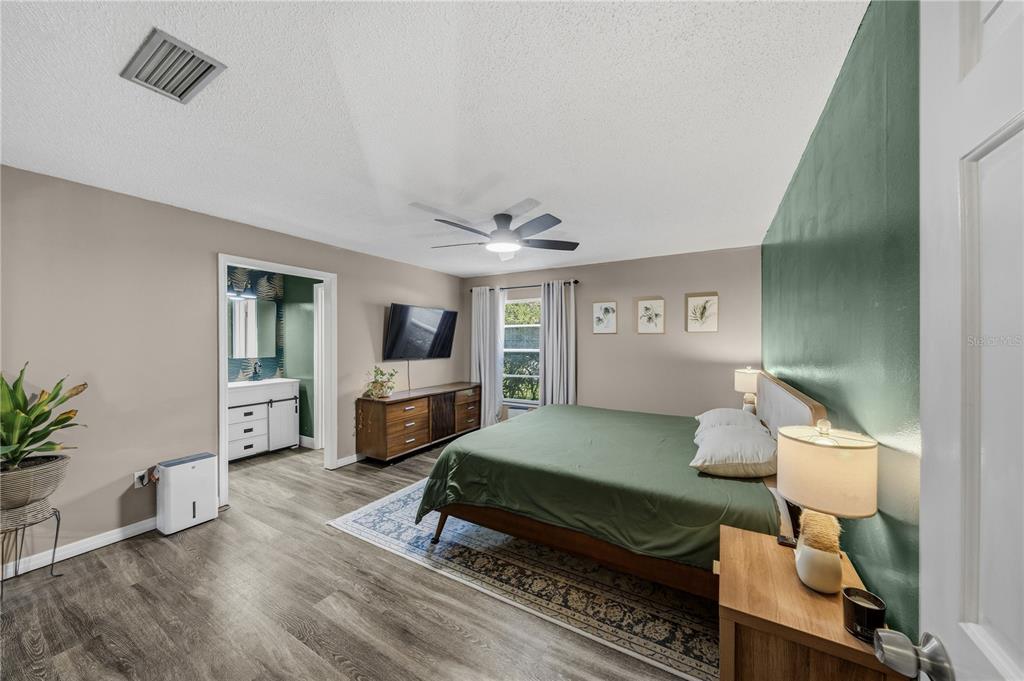 1002 Pine Tree Drive Eustis, FL 32726 - Photo 23 of 64