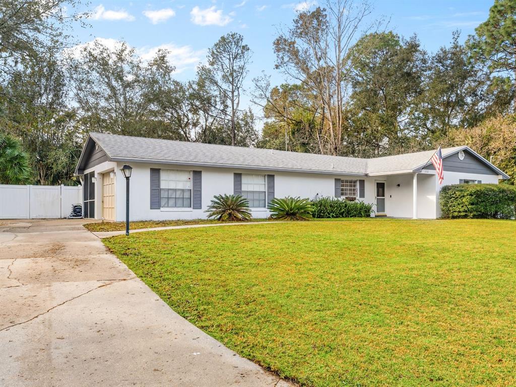 1002 Pine Tree Drive Eustis, FL 32726 - Photo 3 of 64