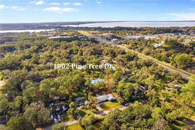 $314,900 | 1002 Pine Tree Drive, Eustis, FL 32726