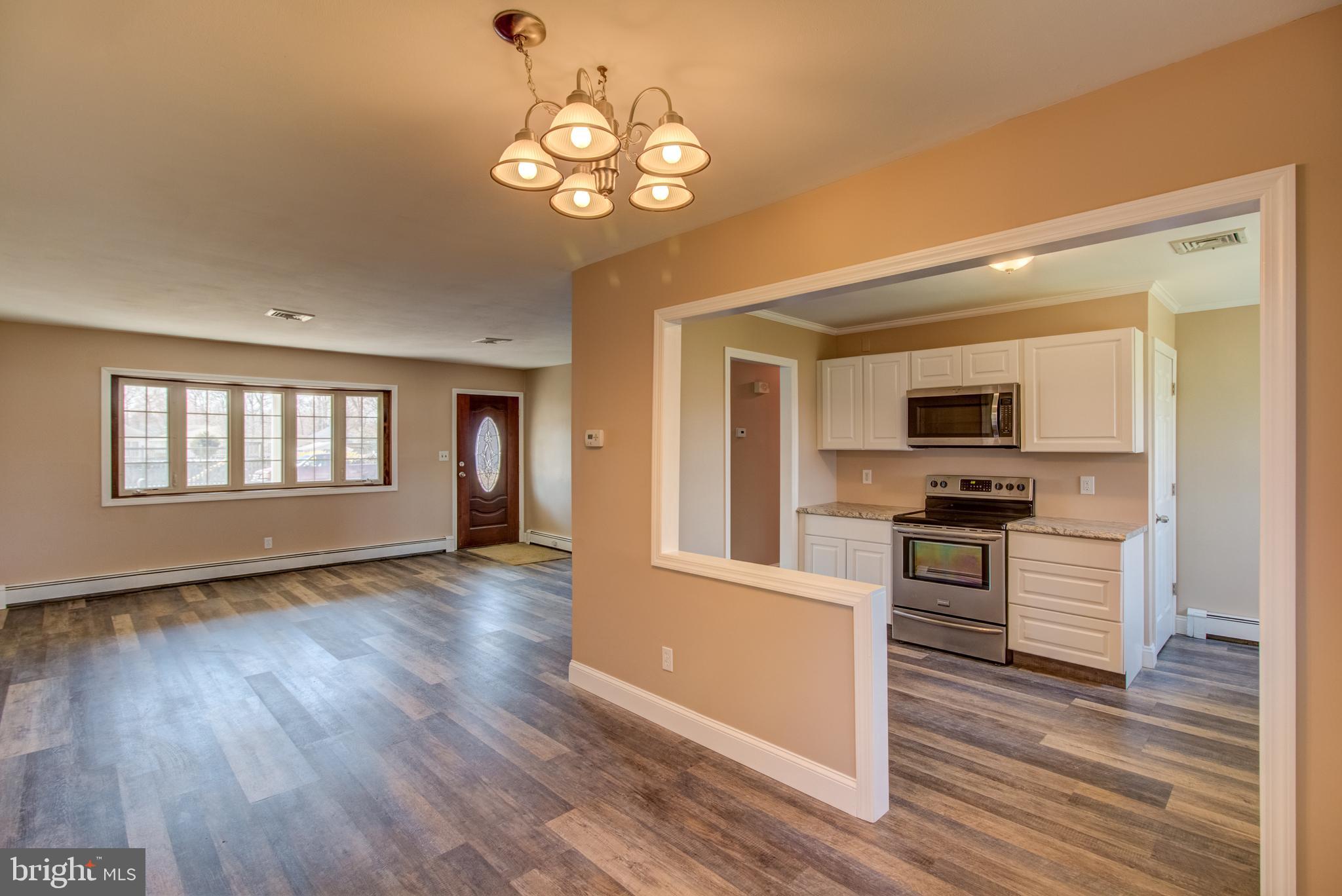 35 Whitehall Road Hamilton, NJ 08690 - Photo 8 of 27