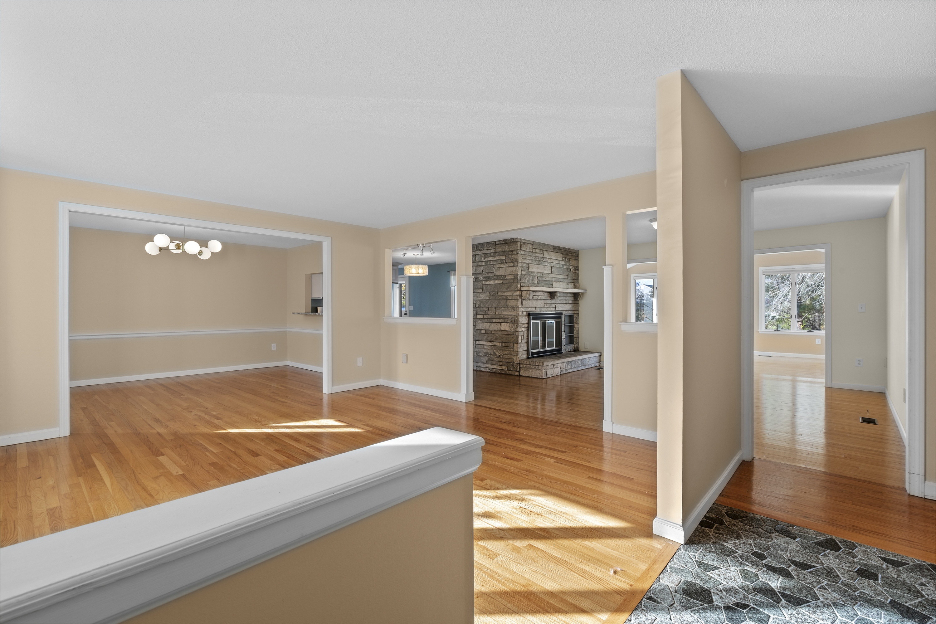 127 Two Rod Highway Wethersfield, CT 06109 - Photo 15 of 24