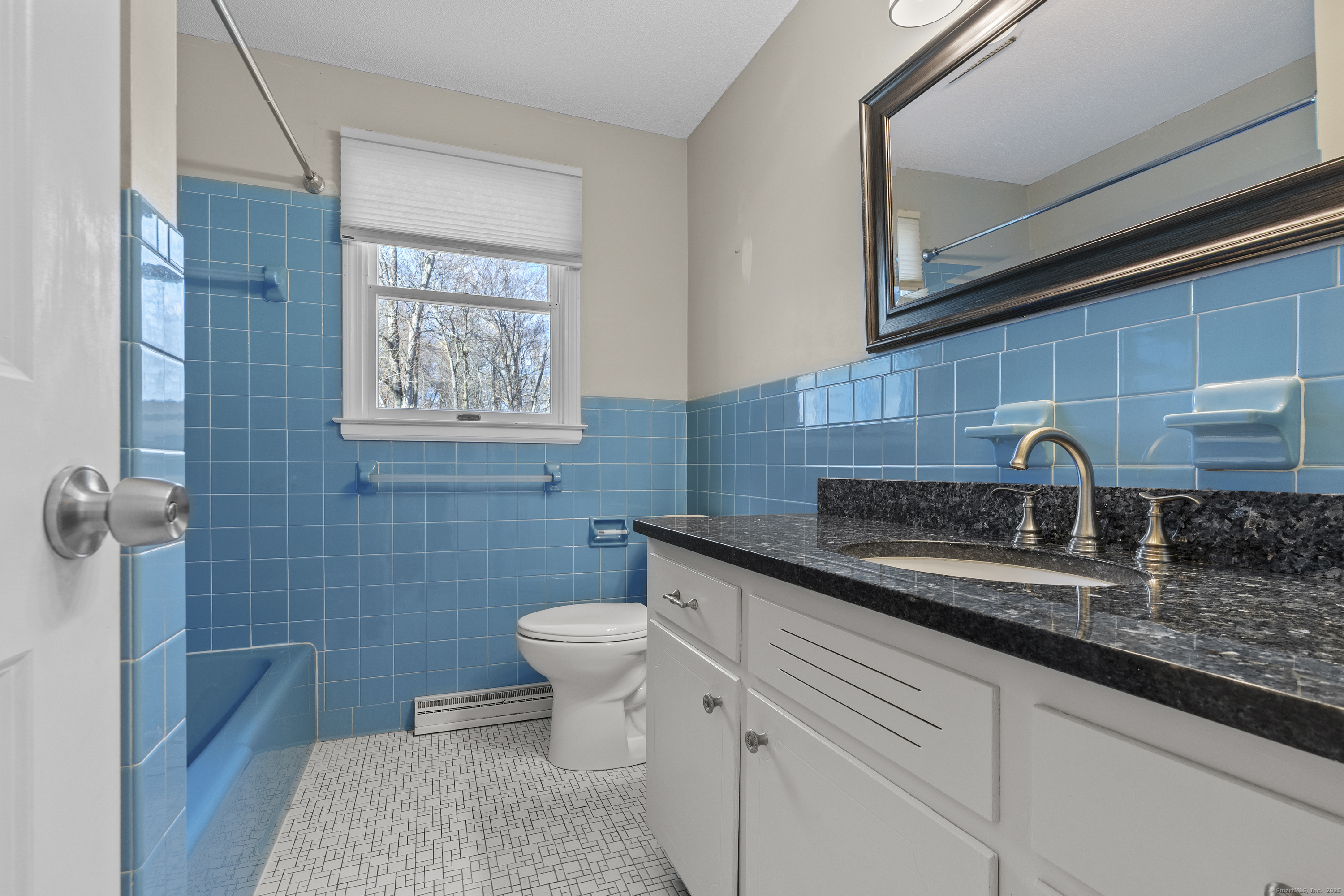 127 Two Rod Highway Wethersfield, CT 06109 - Photo 18 of 24