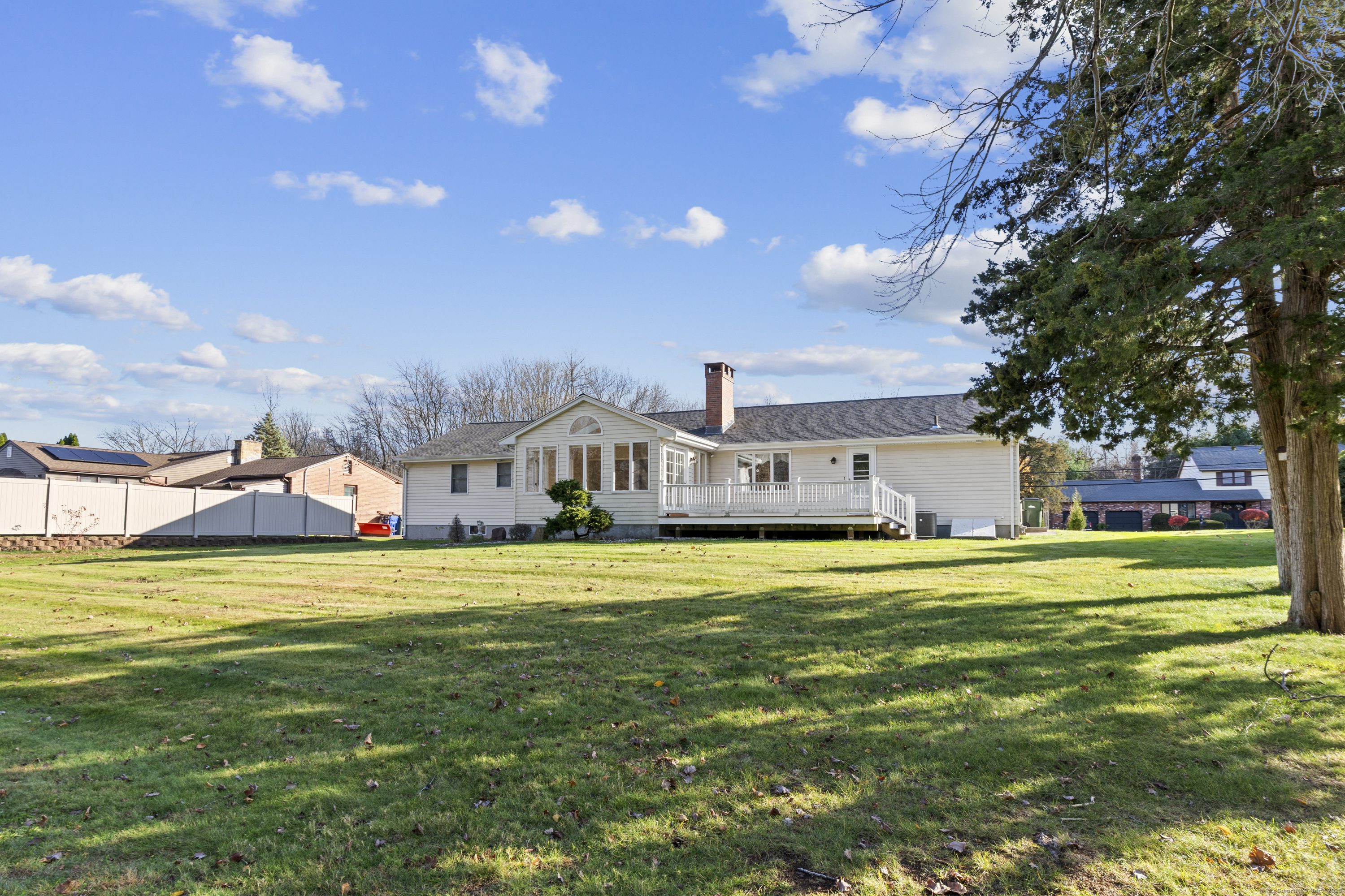 127 Two Rod Highway Wethersfield, CT 06109 - Photo 19 of 24