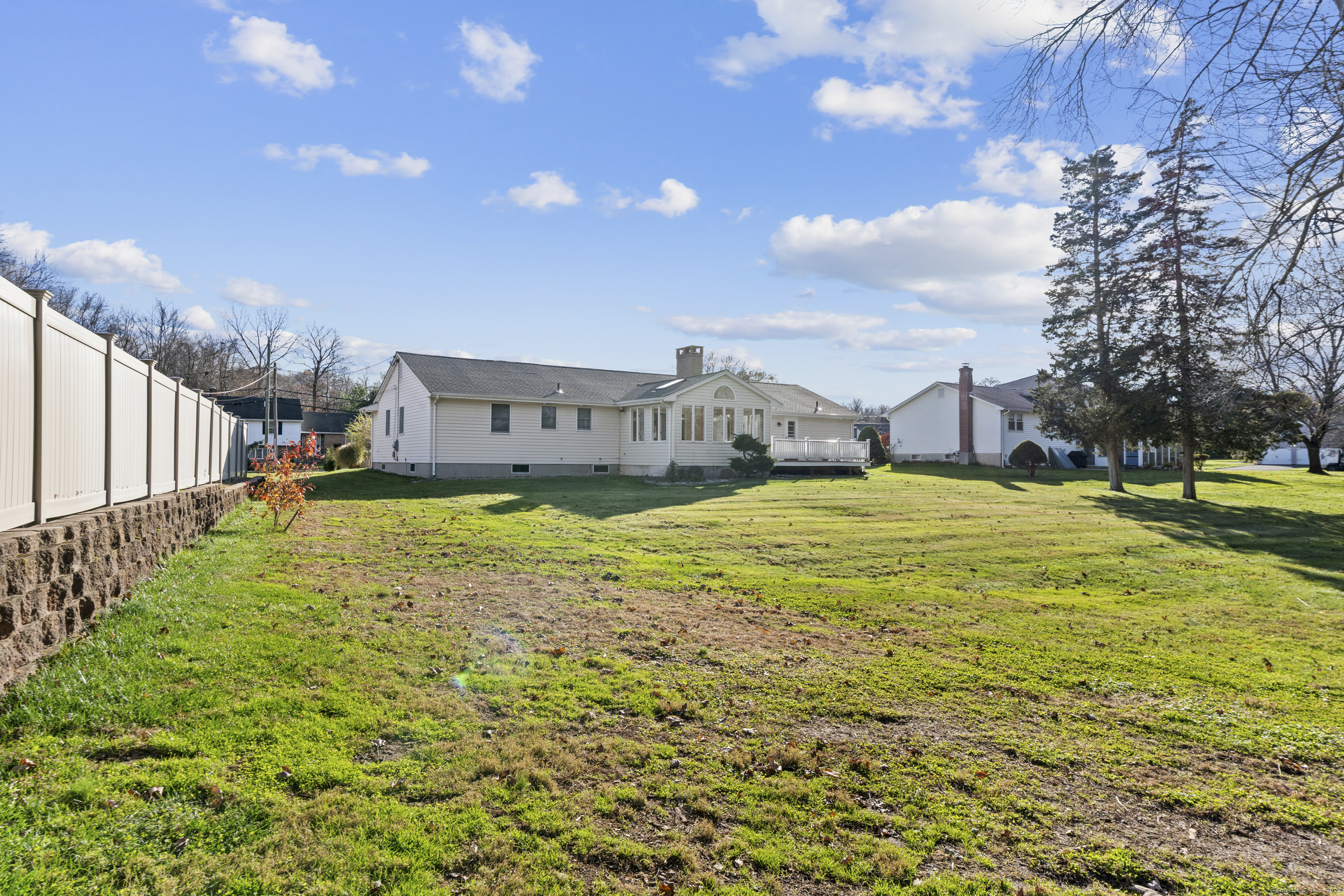 127 Two Rod Highway Wethersfield, CT 06109 - Photo 20 of 24