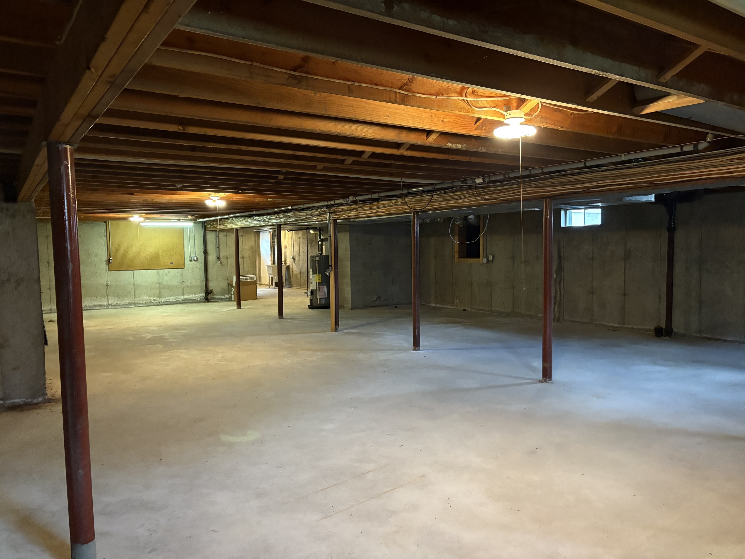 127 Two Rod Highway Wethersfield, CT 06109 - Photo 23 of 24