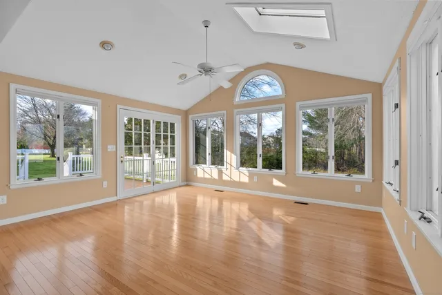 $3,600 | 127 Two Rod Highway, Wethersfield, CT 06109