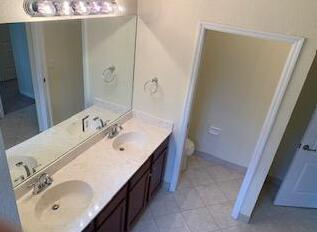 173 Southwest Otter Run Place Stuart, FL 34997 - Photo 7 of 10 p5