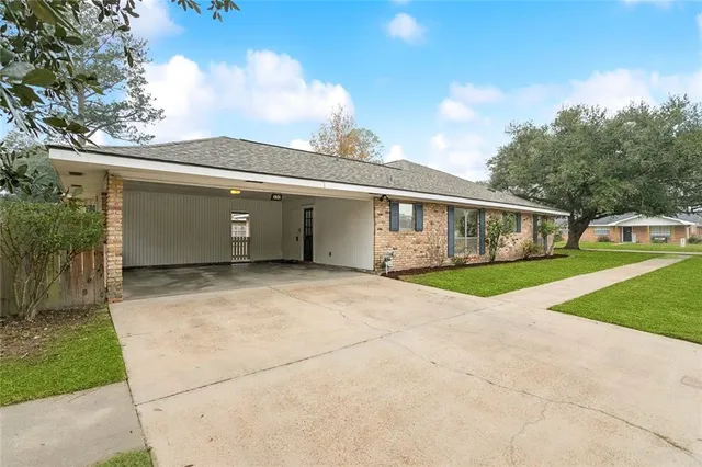 $239,900 | 1901 Cherie Drive, Hammond, LA 70401