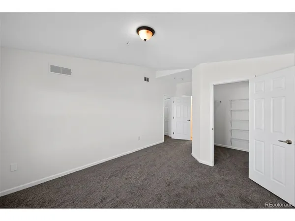 $325,000 | 5733 North Gibralter Way, Unit 306, Aurora, CO 80019