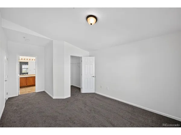 $325,000 | 5733 North Gibralter Way, Unit 306, Aurora, CO 80019