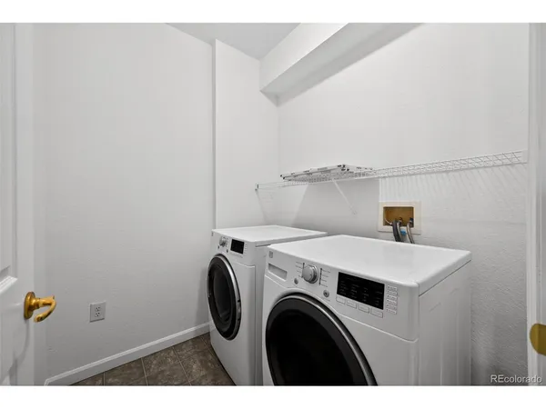 $325,000 | 5733 North Gibralter Way, Unit 306, Aurora, CO 80019